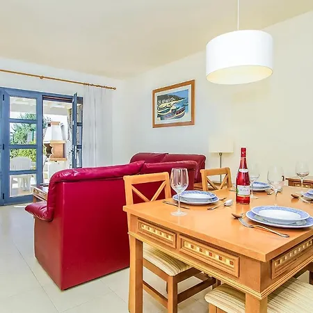 Ferienhaus Beautiful In Playa Blanca With Outdoor Swimming Pool, Wifi And Heated Swimming Pool 2